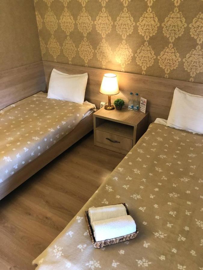Lavitor Hotel บิชเคก ภายนอก รูปภาพ